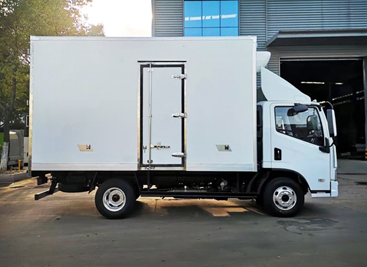 vikat500ev_fridge_saudi_web_1200x900_3