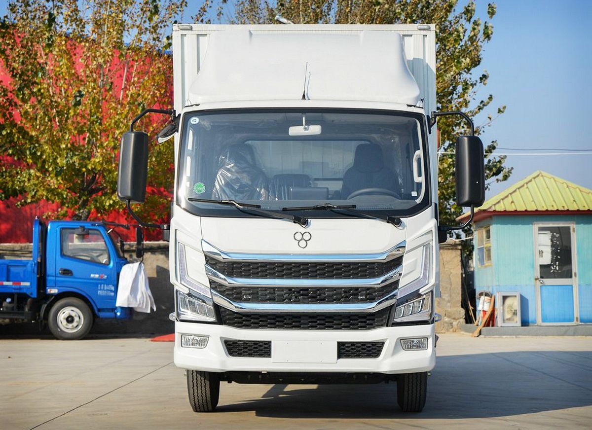 vikat500ev_saudi_web_1200x900_4