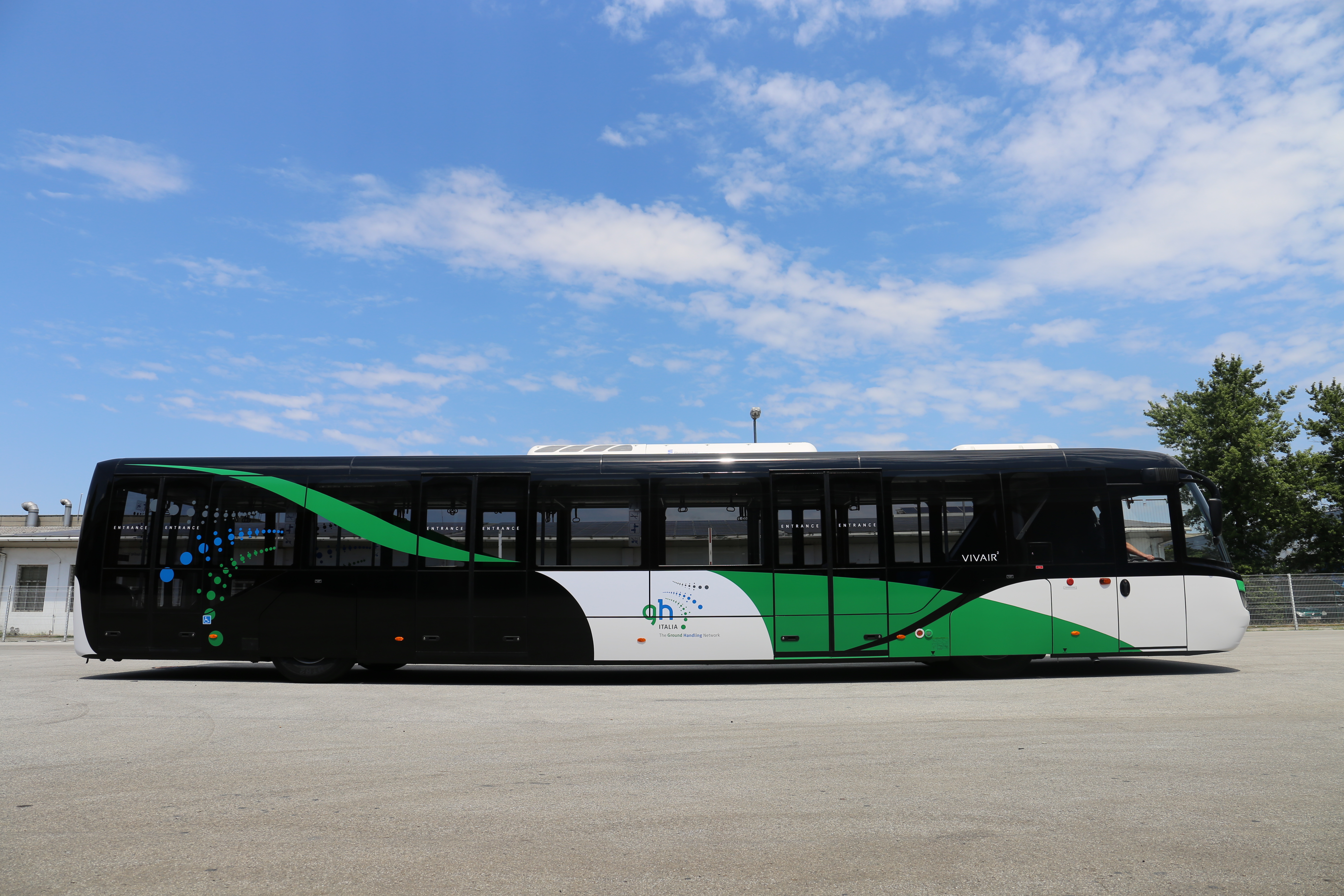 104WL, airport buses, electric buses