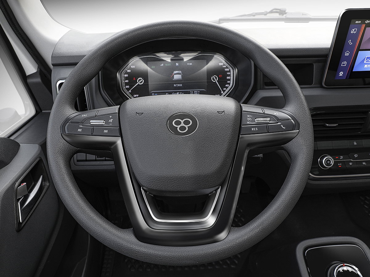 vikat500ev_saudi_web_1200x900_7