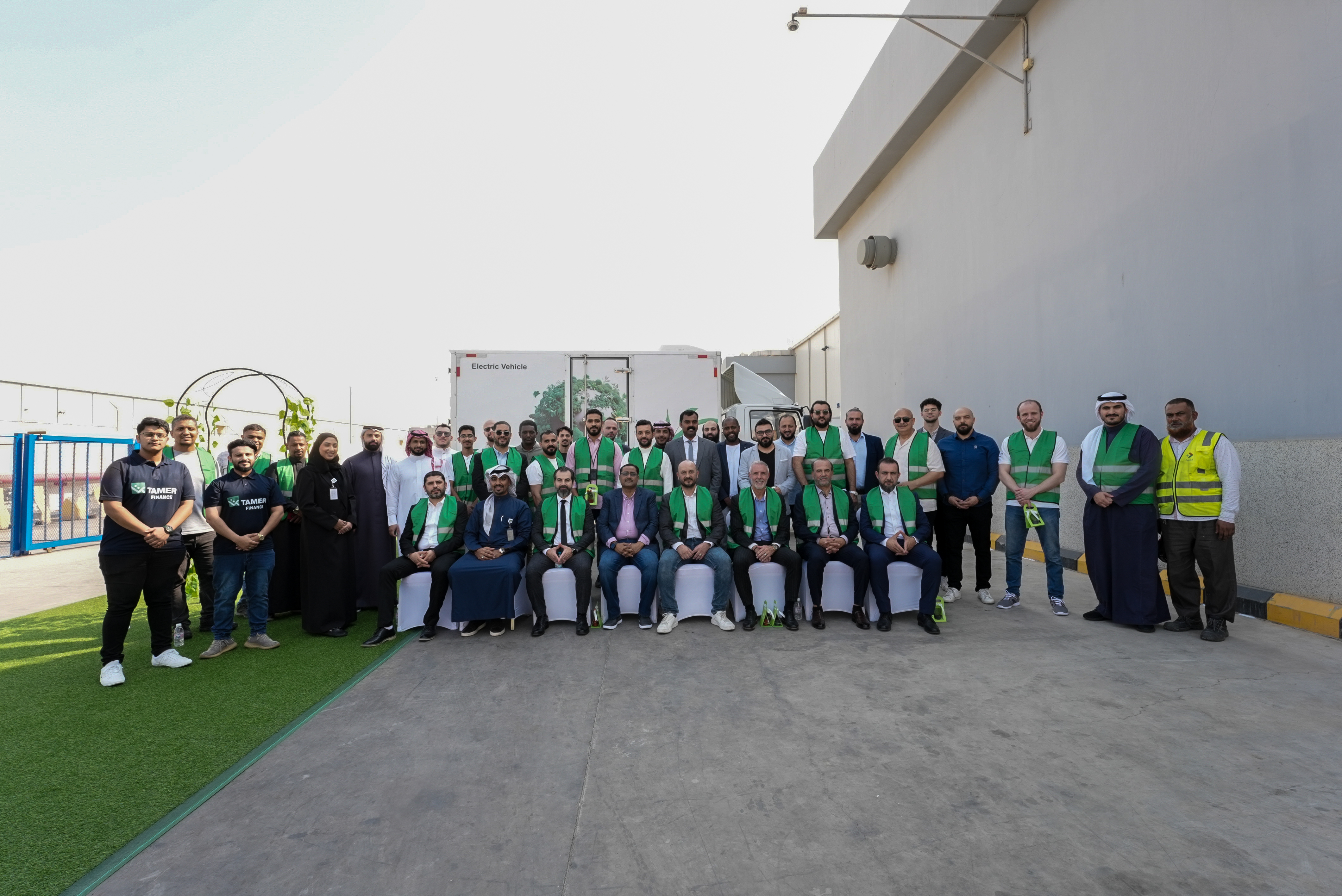 Electric Vehicle Fleet: Electromin & Tamer Logistics Launch Sustainable Transportation Initiative  G2